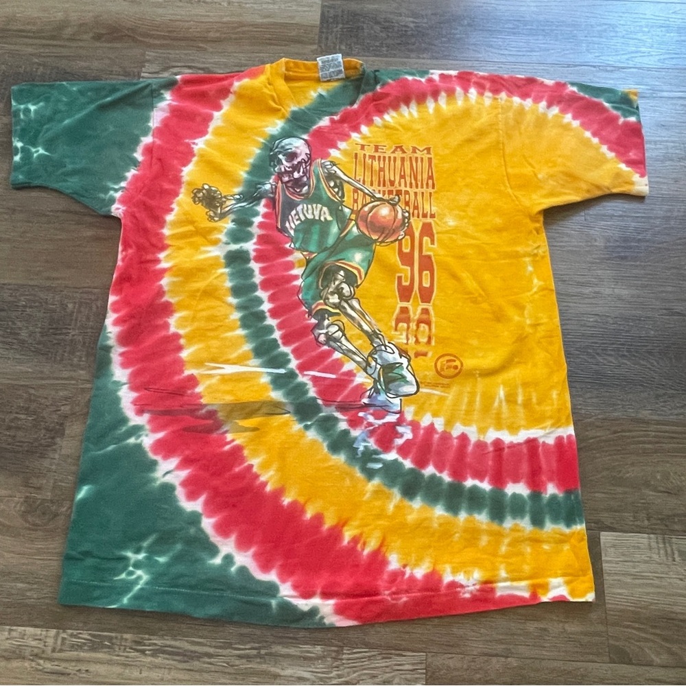 Liquid Blue 96 Vintage Grateful Dead Lithuania basketball tshirt xxl